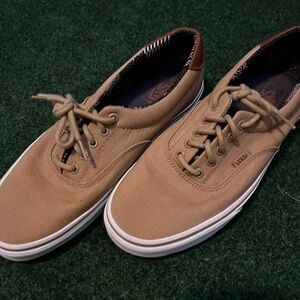 New size 11 men’s vans